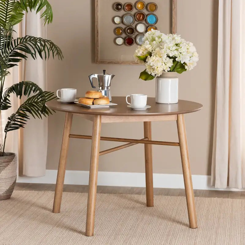 Table à manger en bois d'hévéa au fini chêne brun de style Mid-Century - N/A